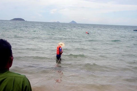 Khẩn trương tìm kiếm du khách bị mất tích khi tắm biển ở Phú Yên