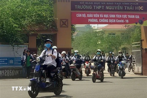 Học sinh Trường THPT Nguyễn Thái Học, thành phố Vĩnh Yên, tỉnh Vĩnh Phúc. (Ảnh: Hoàng Hùng/TTXVN)