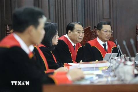 Hội đồng thẩm phán Tòa án Nhân dân Tối cao dự phiên tòa. (Ảnh: Doãn Tấn/TTXVN)