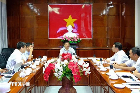 Phó Chủ tịch UBND thành phố Cần Thơ Trương Quang Hoài Nam phát biểu tại buổi làm việc. (Ảnh: Thanh Liêm/TTXVN)