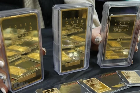 Vàng miếng tại một sàn giao dịch ở Seoul, Hàn Quốc. (Ảnh: Yonhap/TTXVN)