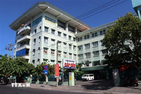 Bệnh viện Đà Nẵng thực hiện cách ly y tế toàn bệnh viện từ 13 giờ 26/7/2020 đến 13 giờ ngày 9/8/2020 và có thể gia hạn theo tình hình thực tế. (Ảnh: Trần Lê Lâm/TTXVN)