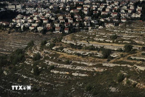 Quang cảnh khu định cư Do thái Givat Zeev của Israel ở Bờ Tây ngày 10/6/2020. Ảnh: AFP/TTXVN