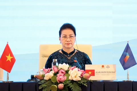Chủ tịch Quốc hội Nguyễn Thị Kim Ngân, Chủ tịch AIPA- 41 điều hành Phiên họp toàn thể thứ Nhất Đại hội đồng lần thứ 41. (Ảnh: TTXVN)