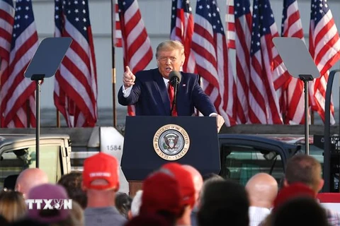 Tổng thống Mỹ Donald Trump phát biểu trong chiến dịch vận động tranh cử tại Dayton, Ohio, ngày 21/9/2020. (Ảnh: AFP/TTXVN)