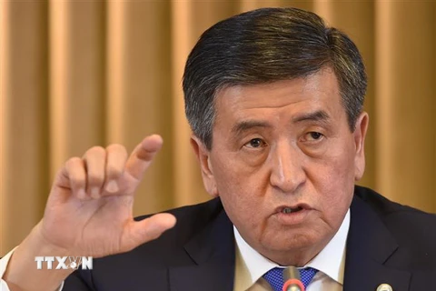 Tổng thống Kyrgyzstan Sooronbay Jeenbekov trong cuộc họp báo kết thúc năm ở Bishkek, ngày 19/12/2018. (Ảnh: AFP/TTXVN)