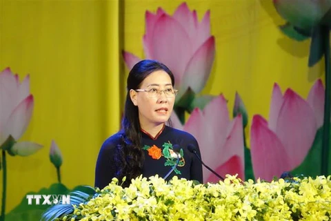 Bà Bùi Thị Quỳnh Vân, Bí thư Tỉnh ủy Quảng Ngãi phát biểu. (Ảnh: Sỹ Thắng/TTXVN)