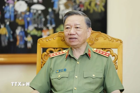 Bộ trưởng Bộ Công an Tô Lâm trả lời phỏng vấn phóng viên TTXVN. (Ảnh: Doãn Tấn/TTXVN)