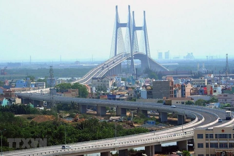 Cầu Phú Mỹ bắc từ quận 7 sang quận 2, Thành phố Hồ Chí Minh. (Ảnh minh họa: Kim Phương/TTXVN)