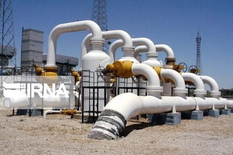 Một đường ống dẫn dầu của Iran. (Ảnh: IRNA/TTXVN)