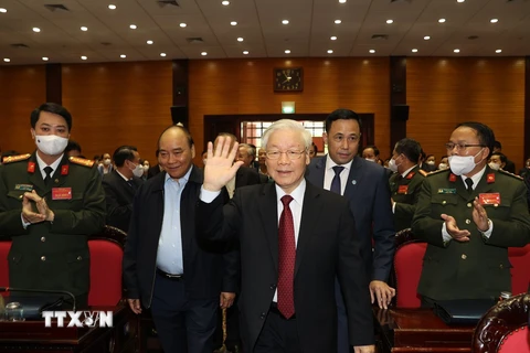 Tổng Bí thư, Chủ tịch nước Nguyễn Phú Trọng, Thủ tướng Nguyễn Xuân Phúc đến dự Hội nghị. (Ảnh: Trí Dũng/TTXVN)