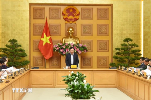 Phó Thủ tướng, Bộ trưởng Bộ Ngoại giao Phạm Bình Minh chủ trì họp Ban Chỉ đạo liên ngành về Hội nhập quốc tế trong lĩnh vực chính trị-an ninh-quốc phòng. (Ảnh: TTXVN)
