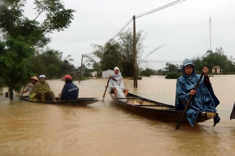 Nước lũ gây ngập sâu tại Thừa Thiên-Huế. (Ảnh minh họa: Đỗ Trưởng/TTXVN)