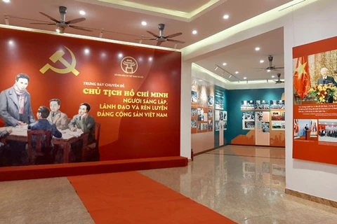 Trưng bày chuyên đề 'Chủ tịch Hồ Chí Minh - Người sáng lập, lãnh đạo và rèn luyện Đảng Cộng sản Việt Nam.' (Nguồn: Hanoimoi.com.vn)