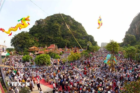 Quang cảnh lễ chính của Lễ hội Quán Thế Âm năm 2019. (Ảnh: Trần Lê Lâm/TTXVN)