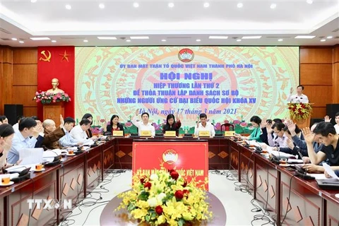  Ủy ban Mặt trận Tổ quốc Việt Nam thành phố Hà Nội tổ chức hội nghị Hiệp thương lần thứ hai để thỏa thuận lập danh sách sơ bộ những người ứng cử Đại biểu Quốc hội khóa XV. (Nguồn: TTXVN phát)