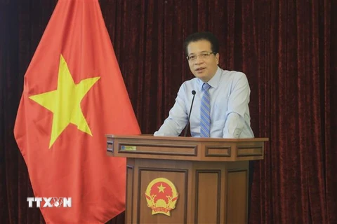 Đại sứ Đặng Minh Khôi chia sẻ khó khăn của phóng viên thường trú của các cơ quan báo chí Việt Nam tại Nga trong thời kỳ COVID-19. (Ảnh: Trần Hiếu/TTXVN)