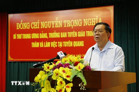 Ông Nguyễn Trọng Nghĩa phát biểu tại buổi làm việc với tỉnh Tuyên Quang. (Ảnh: Nam Sương/TTXVN)