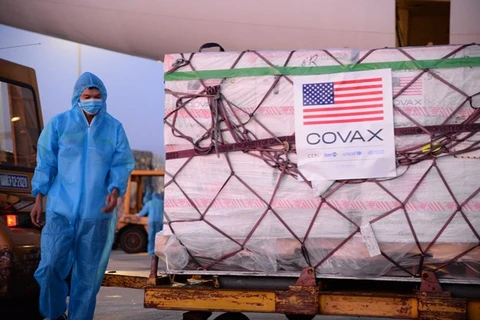Hình ảnh lô vaccine Moderna phòng COVID-19 do Chính phủ Hoa Kỳ hỗ trợ cập cảng sân bay quốc tế Nội Bài (Hà Nội), sáng 10/7. (Nguồn: WHO)