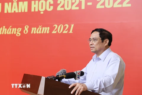 Thủ tướng Phạm Minh Chính phát biểu chỉ đạo Hội nghị triển khai nhiệm vụ năm học 2021-2022. (Ảnh: Dương Giang/TTXVN)