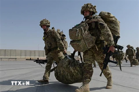 Binh sỹ Anh được triển khai tại Kandahar, Afghanistan, ngày 27/10/2014. (Ảnh: AFP/TTXVN)