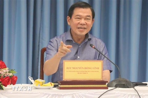Bí thư Tỉnh ủy Đồng Nai Nguyễn Hồng Lĩnh phát biểu tại cuộc họp. (Ảnh: Công Phong/TTXVN)