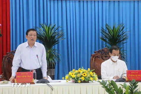 Ông Phan Đình Trạc, Ủy viên Bộ Chính trị, Bí thư Trung ương Đảng, Trưởng Ban Nội chính Trung ương phát biểu. (Ảnh: Công Mạo/TTXVN)