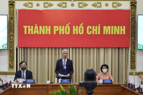 Phó Chủ tịch UBND Thành phố Hồ Chí Minh Võ Văn Hoan phát biểu tại hội nghị. (Ảnh: TTXVN)