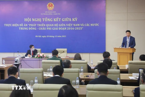 Thứ trưởng Bộ Ngoại giao Phạm Quang Hiệu phát biểu chỉ đạo. (Ảnh: Lâm Khánh/TTXVN)