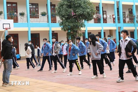 Học sinh Trường Trung học cơ sở Trần Phú, Hải Phòng quay trở lại trường học trực tiếp từ ngày 7/2. (Ảnh: Minh Thu/TTXVN)