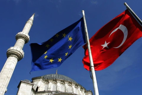 Tổng thống Erdogan luôn khẳng định Thổ Nhĩ Kỳ tiếp tục cam kết gia nhập EU. (Nguồn: Hurriyet Daily News)