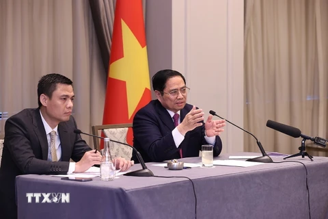 Thủ tướng Phạm Minh Chính phát biểu tại buổi gặp trí thức Việt kiều và thanh niên, sinh viên Việt Nam tại New York. (Ảnh: Dương Giang/TTXVN)