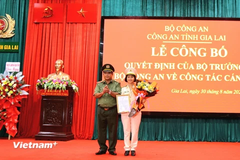 Trung tá Ksor H’Bơ Khắp được bổ nhiệm làm Phó Giám đốc Công an tỉnh Gia Lai. (Ảnh: Quang Thái/Vietnam+)