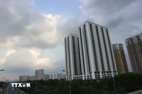 Cụm chung cư cao tầng tại xã An Khánh, huyện Hoài Đức, Hà Nội. (Ảnh Mạnh Khánh/TTXVN)