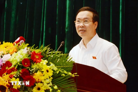 Ông Võ Văn Thưởng, Ủy viên Bộ Chính trị, Thường trực Ban Bí thư phát biểu tại buổi tiếp xúc cử tri. (Ảnh: Văn Dũng/TTXVN)