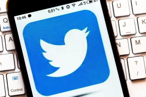 Twitter triển khai dịch vụ đăng ký xác nhận chính chủ đối với các tài khoản cá nhân, công ty và chính phủ từ ngày 2/12 tới. (Nguồn: Theguardian)
