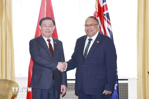 Sáng 6/12, tại thủ đô Wellington, Chủ tịch Quốc hội Vương Đình Huệ gặp Chủ tịch Quốc hội New Zealand Adrian Rurawhe. (Ảnh: Doãn Tấn/TTXVN)