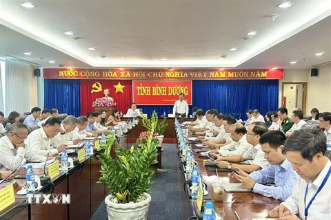 Chủ tịch UBND tỉnh Bình Dương Võ Văn Minh chủ trì hội nghị tổng kết chiến dịch giải ngân vốn đầu tư công từ ngày 8/12/2022 đến 31/1/2023. (Ảnh: Chí Tưởng/TTXVN)