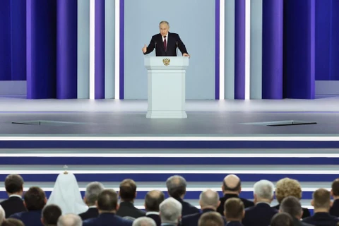 Tổng thống Nga Vladimir Putin đọc Thông điệp liên bang trước hai viện Quốc hội tại Moskva ngày 21/2/2023. (Ảnh: AFP/TTXVN)