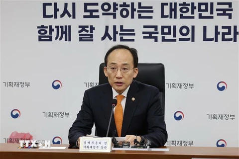 Bộ trưởng Bộ Kinh tế và Tài chính Hàn Quốc Choo Kyung-ho. (Nguồn: Yonhap/TTXVN)