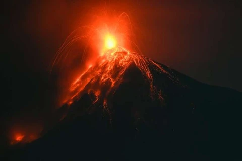 Núi lửa Fuego. (Nguồn: Phys)