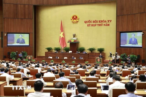 Chủ tịch Quốc hội Vương Đình Huệ phát biểu kết thúc nhóm vấn đề thứ nhất. (Ảnh: Doãn Tấn/TTXVN)