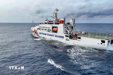 Tàu của Cảnh sát Biển Việt Nam tham gia cuộc Tuần tra Liên hợp với Cảnh sát Biển Trung Quốc. (Ảnh: Trung Nguyên/TTXVN)