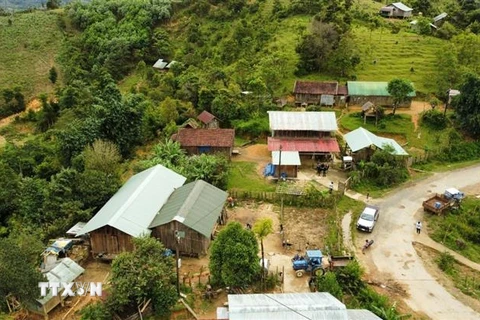 Một thôn trên địa bàn huyện Kon Plông. (Ảnh: Dư Toán/TTXVN)