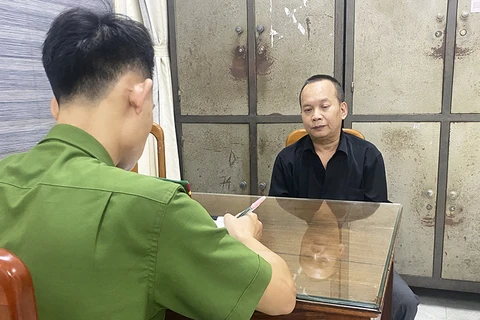 Đối tượng Nguyễn Thanh Tùng tại cơ quan điều tra.