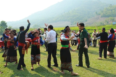 Nghệ thuật trình diễn dân gian múa của người Lào huyện Điện Biên và Điện Biên Đông. (Nguồn: Sở Văn hóa, Thể thao và Du lịch tỉnh Điện Biên)