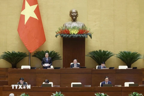 Phó Chủ tịch Thường trực Quốc hội Trần Thanh Mẫn điều hành phiên họp. (Ảnh: Doãn Tấn/TTXVN)