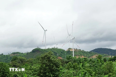 Dự án điện gió đi vào vận hành tại huyện miền núi Hướng Hóa, tỉnh Quảng Trị. (Ảnh: Nguyên Lý/TTXVN)