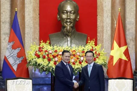 Chủ tịch nước Võ Văn Thưởng tiếp Thủ tướng Chính phủ Hoàng gia Vương quốc Campuchia Samdech Moha Bovor Thipadei Hun Manet. (Ảnh: Thống Nhất/TTXVN)