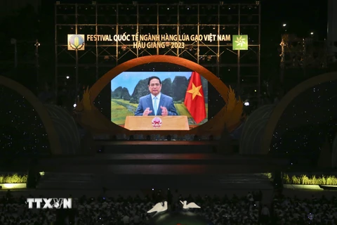 Thủ tướng Phạm Minh Chính phát biểu trực tuyến tại lễ khai mạc. (Ảnh: Duy Khương/TTXVN)